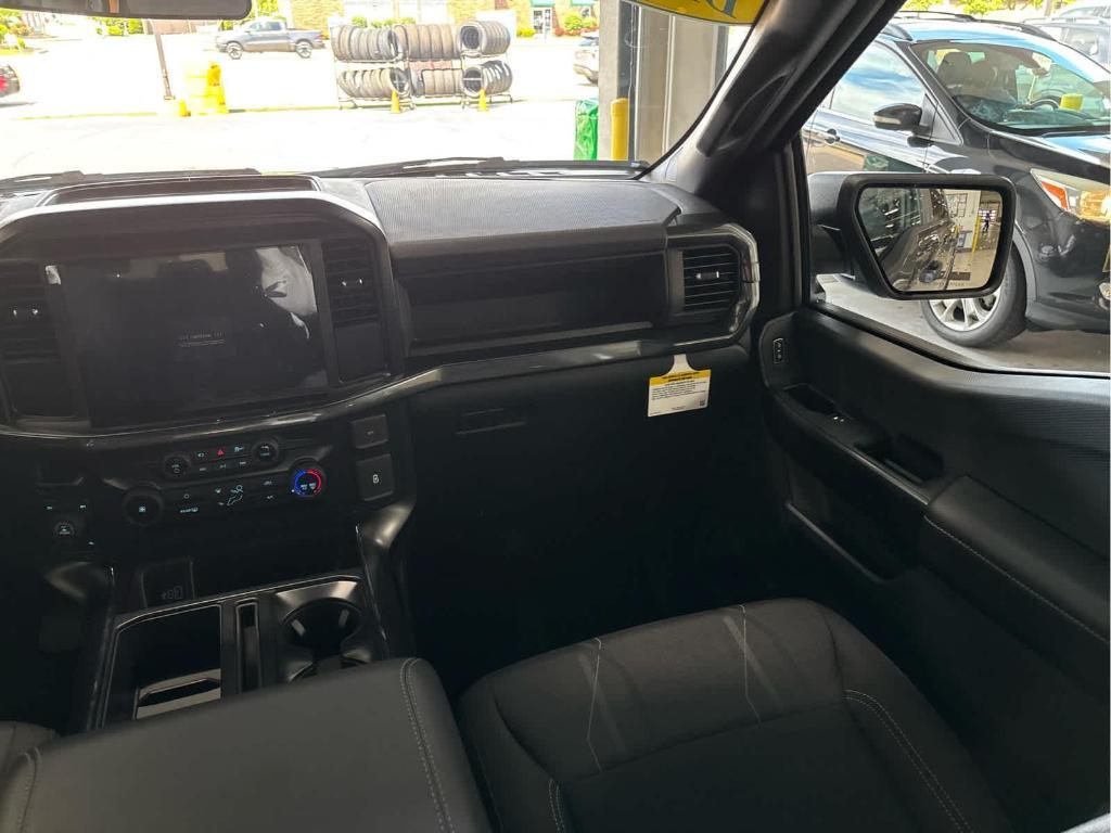 new 2025 Ford F-150 car, priced at $48,401