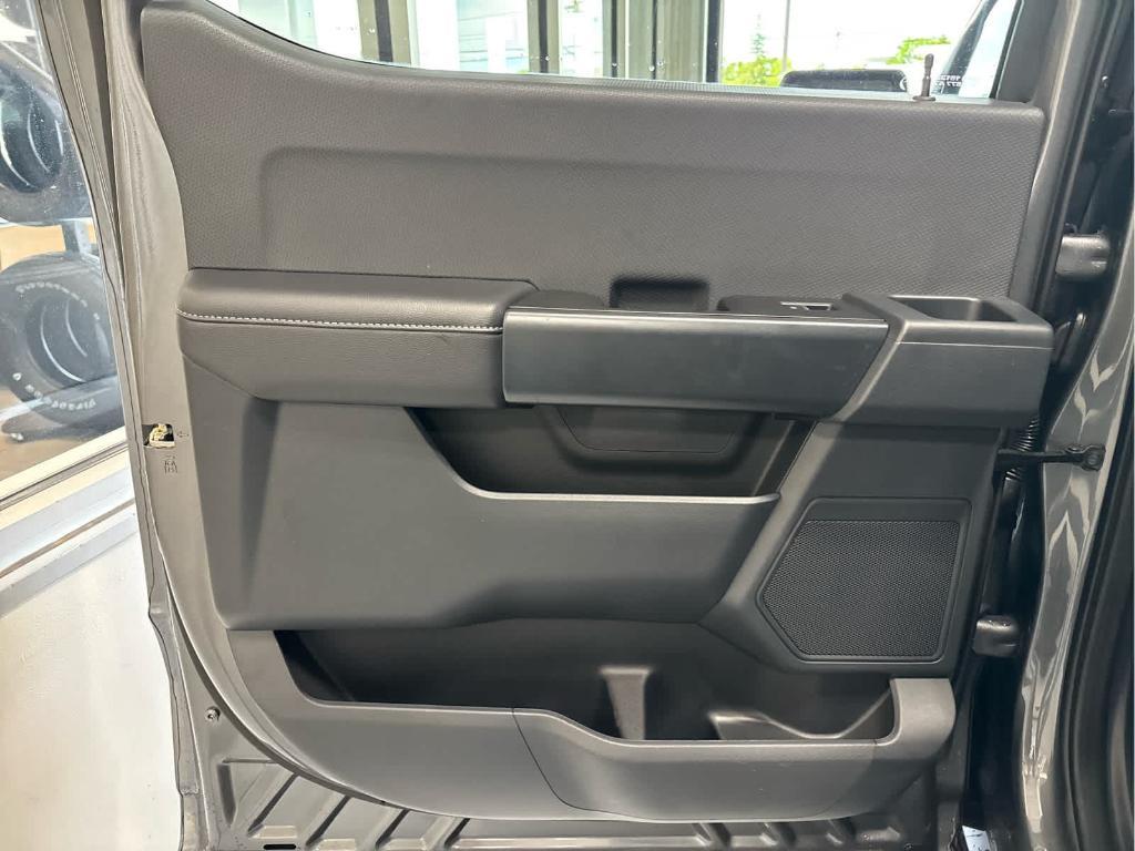 new 2025 Ford F-150 car, priced at $48,401
