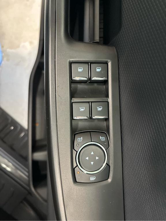 new 2025 Ford F-150 car, priced at $48,401