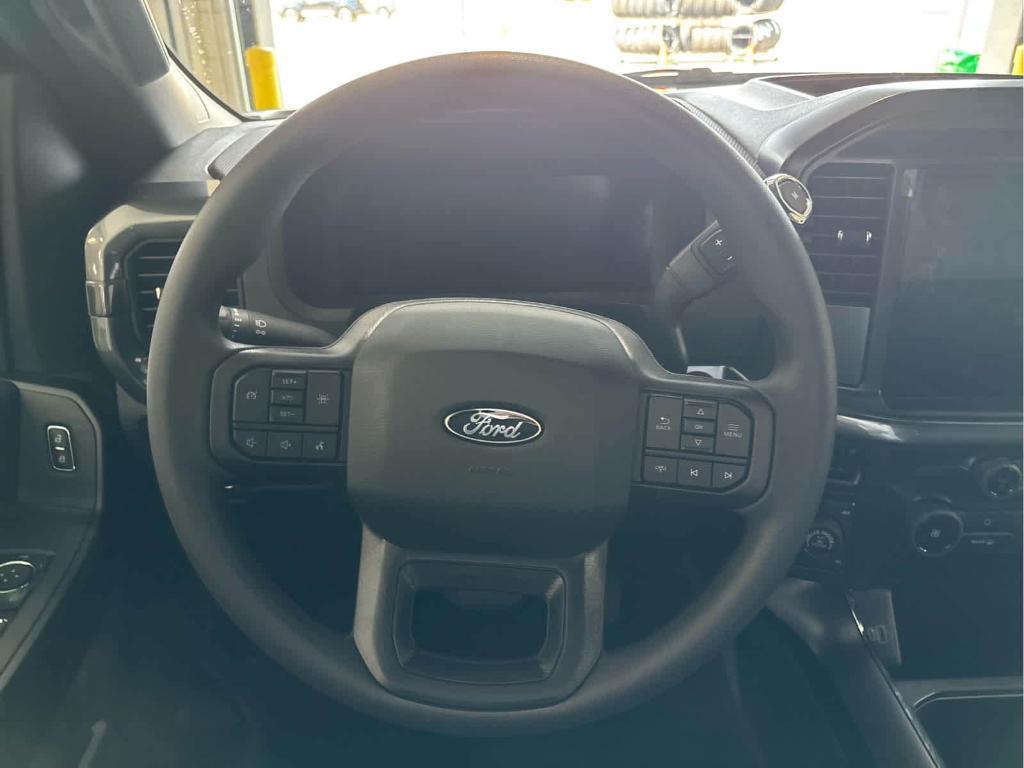 new 2025 Ford F-150 car, priced at $48,401