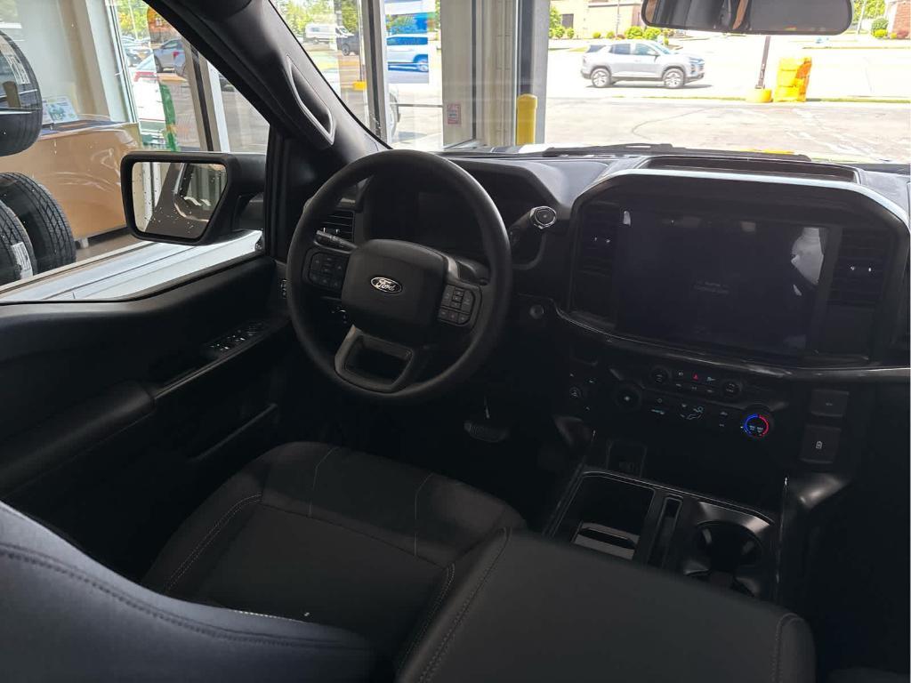 new 2025 Ford F-150 car, priced at $48,401