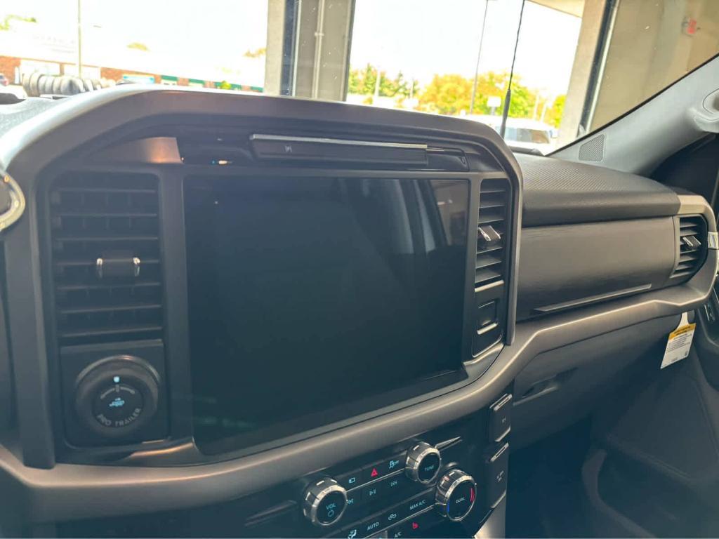 new 2025 Ford F-150 car, priced at $53,859