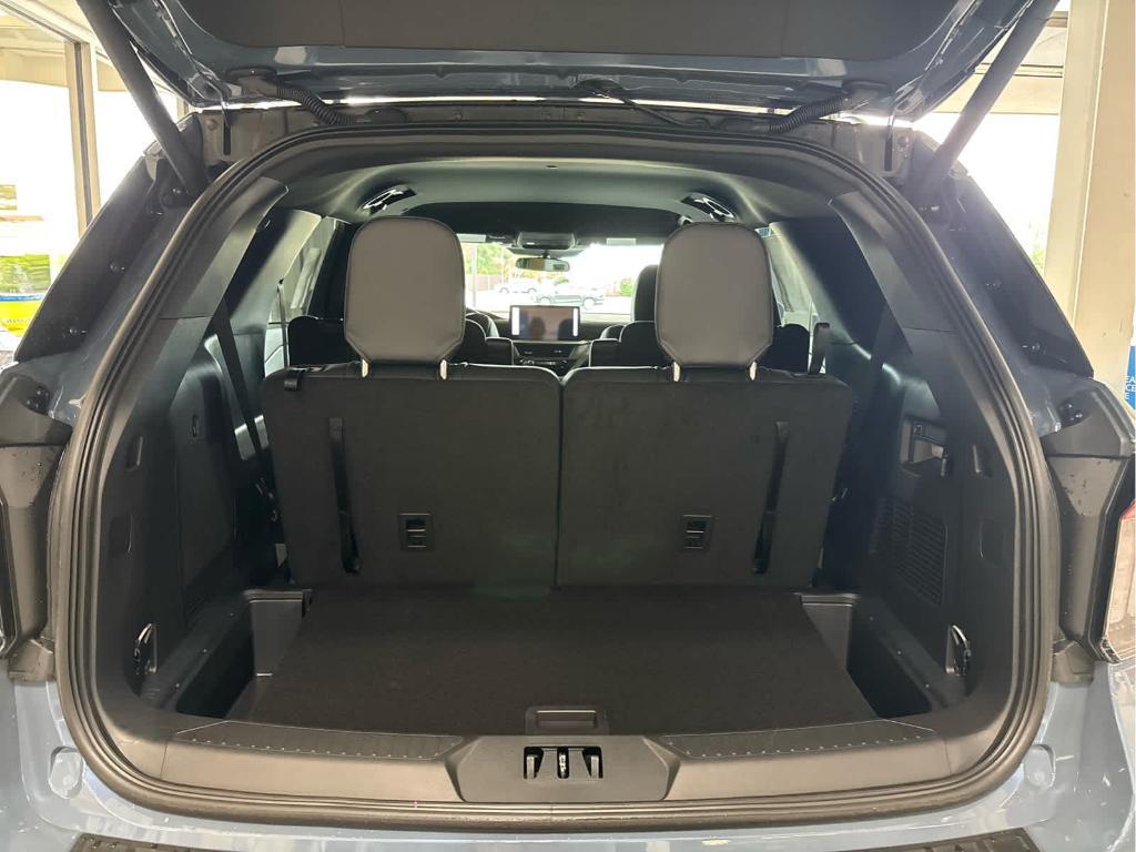 new 2025 Ford Explorer car, priced at $45,594