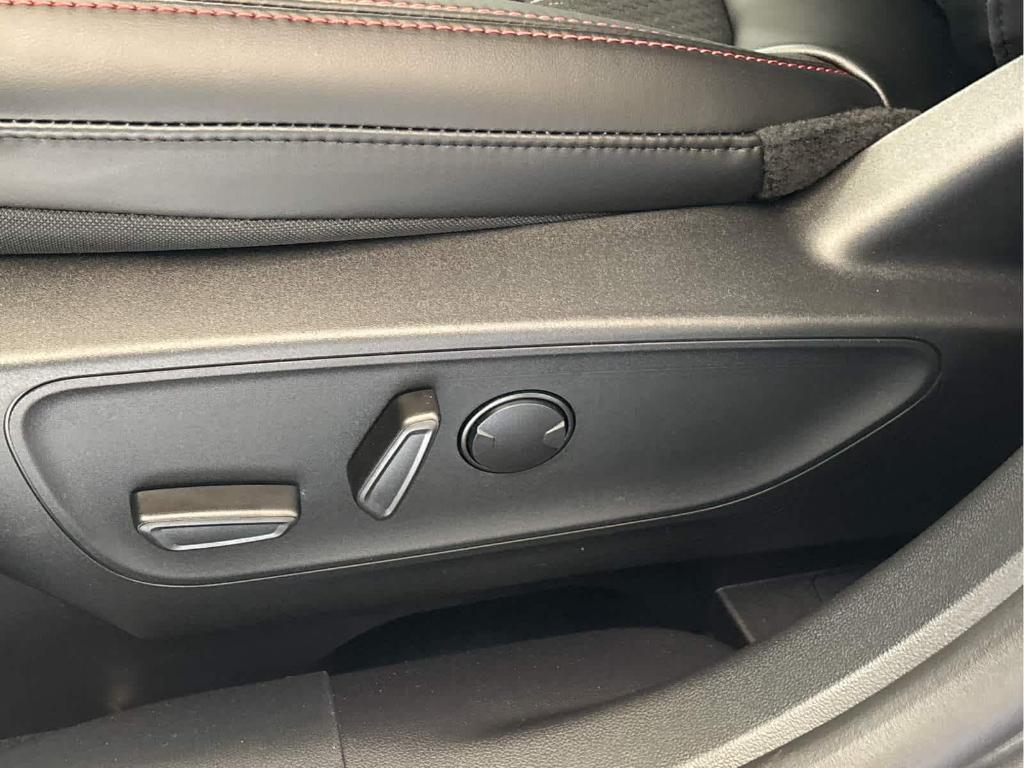 new 2025 Ford Escape car, priced at $31,095