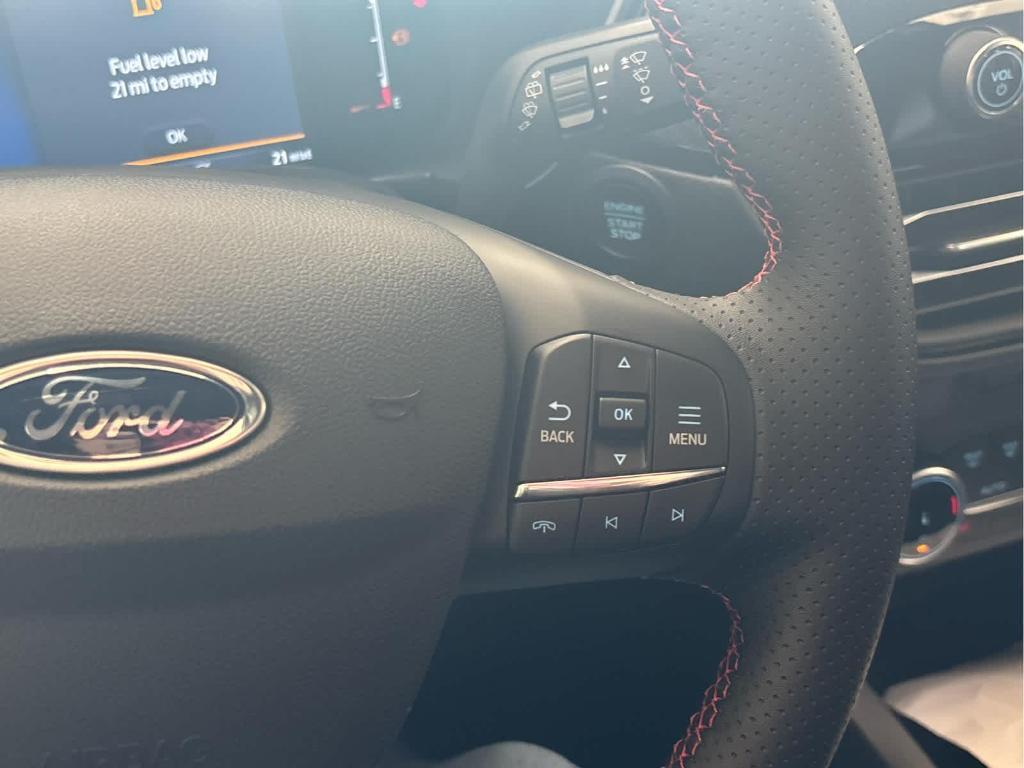 new 2025 Ford Escape car, priced at $31,095