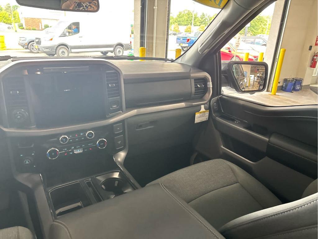 new 2025 Ford F-150 car, priced at $53,859