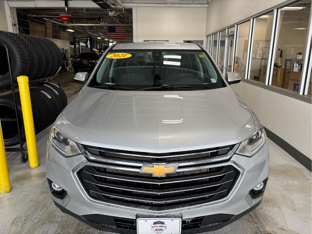 used 2021 Chevrolet Traverse car, priced at $25,599