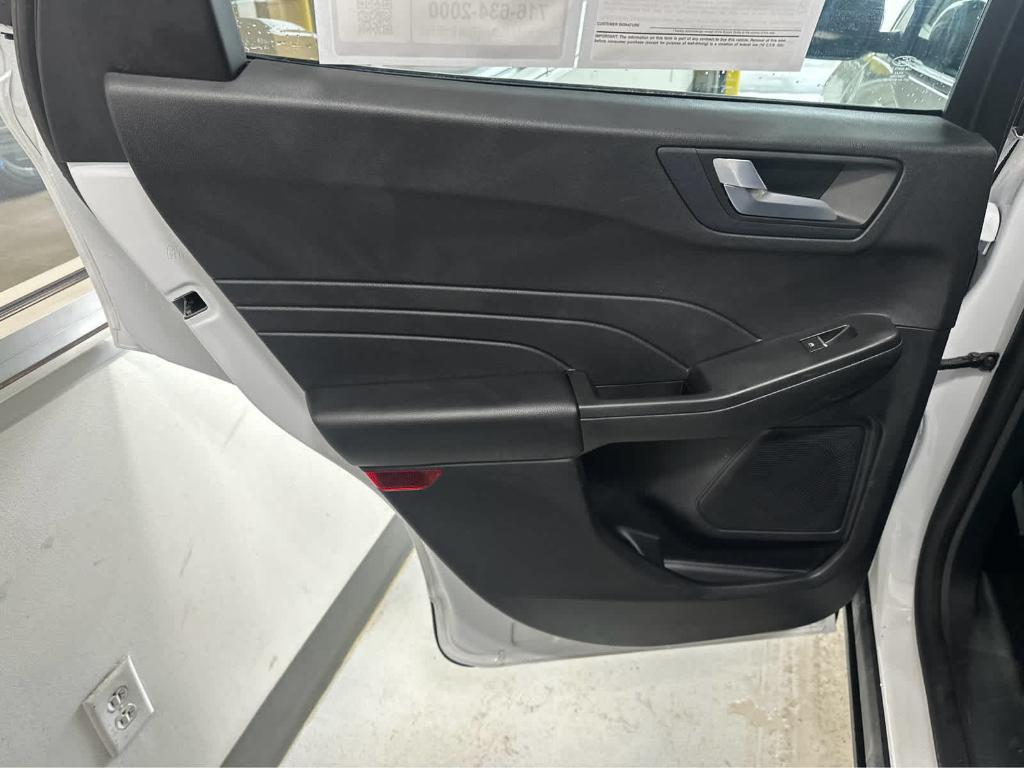 used 2022 Ford Escape car, priced at $25,885