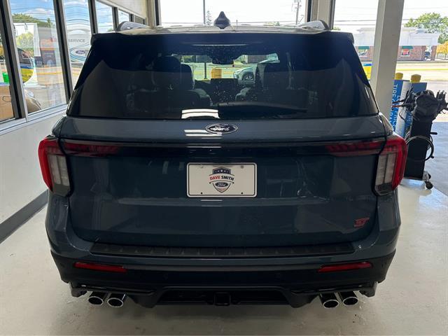 new 2025 Ford Explorer car, priced at $60,455