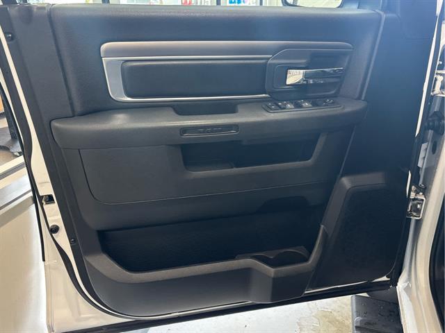 used 2021 Ram 1500 Classic car, priced at $25,897