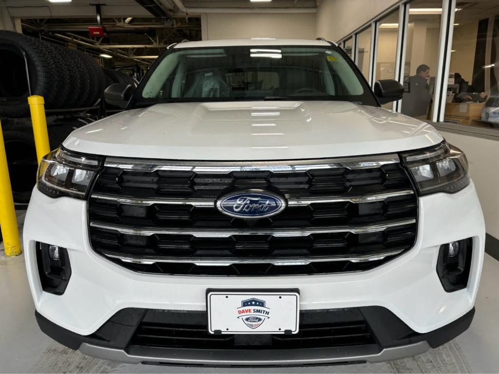 new 2025 Ford Explorer car, priced at $46,999