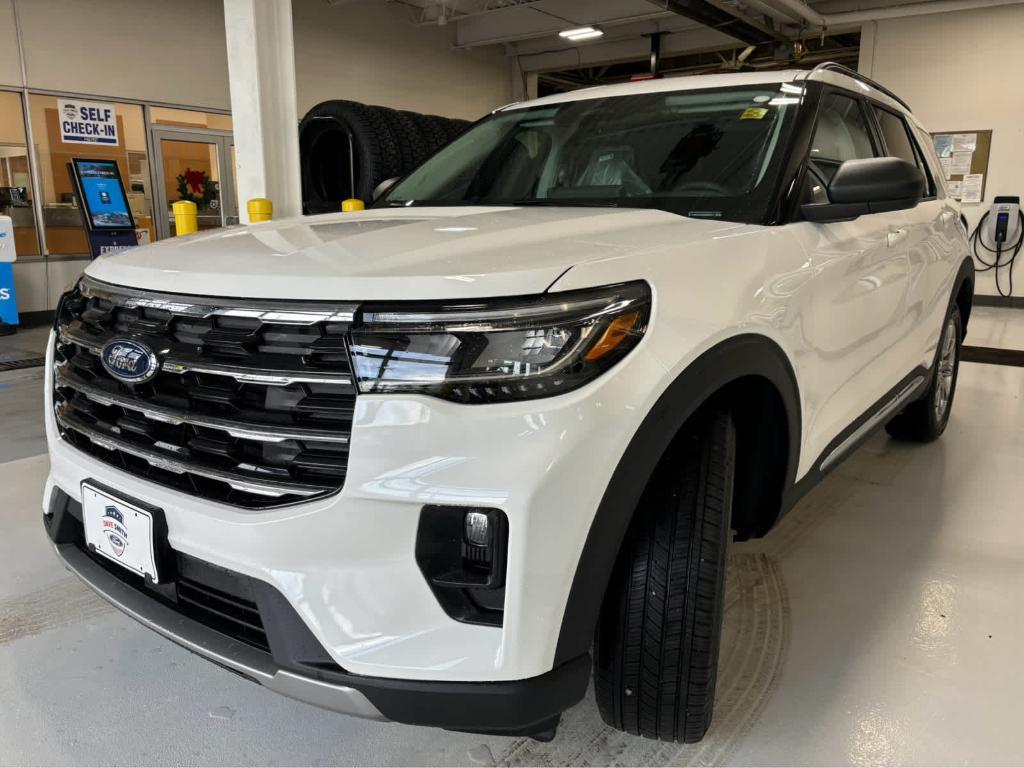 new 2025 Ford Explorer car, priced at $46,999