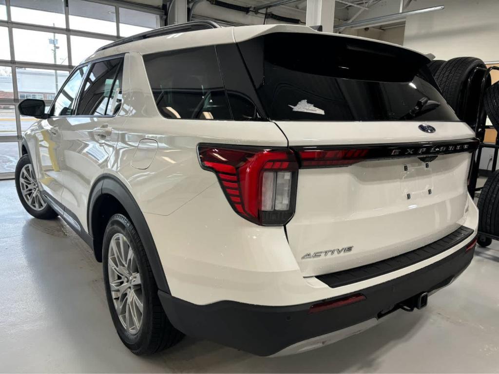 new 2025 Ford Explorer car, priced at $46,999