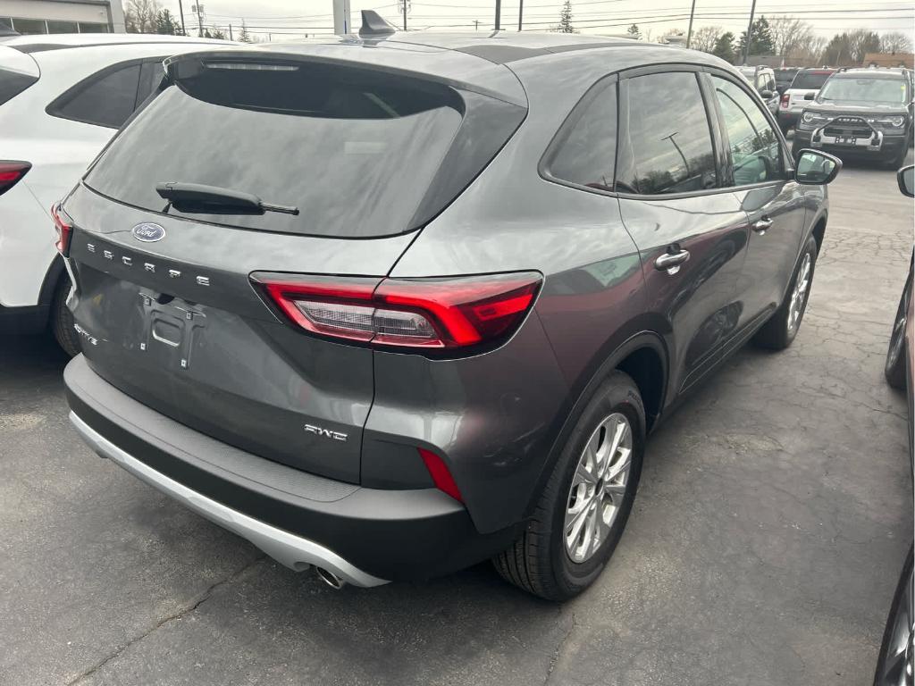 new 2025 Ford Escape car, priced at $30,689