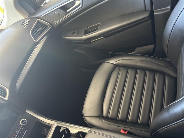 used 2022 Ford Edge car, priced at $27,955