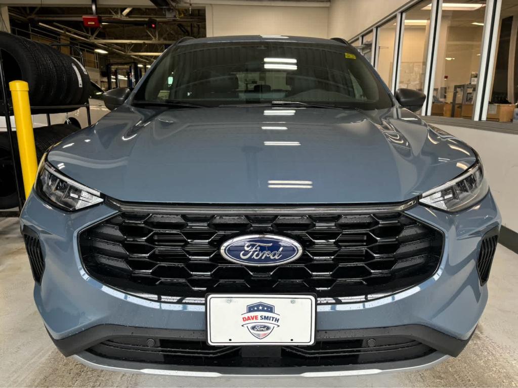 new 2025 Ford Escape car, priced at $32,499