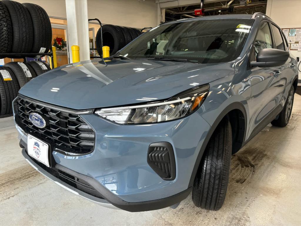 new 2025 Ford Escape car, priced at $32,499