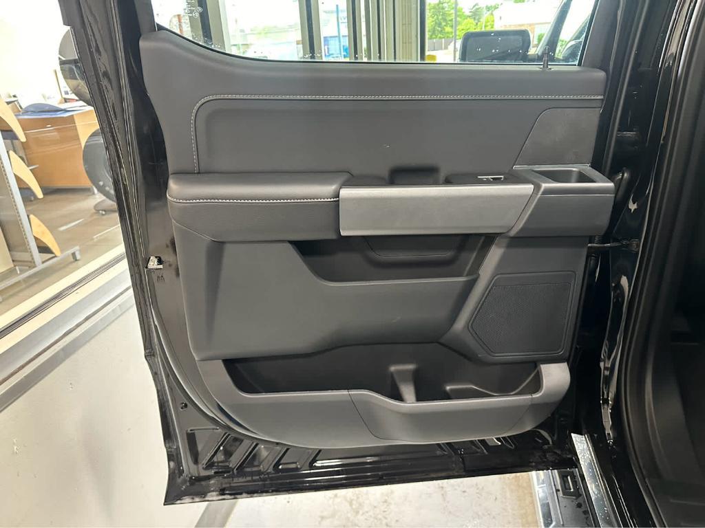 new 2025 Ford F-150 car, priced at $55,359