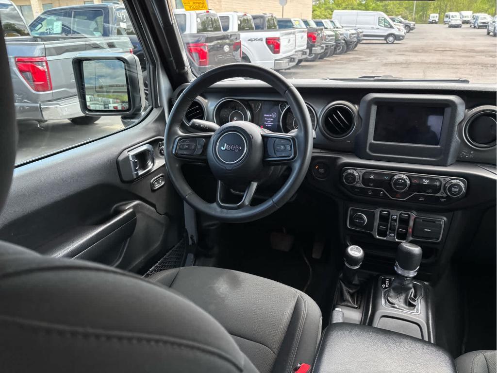 used 2023 Jeep Gladiator car, priced at $29,208