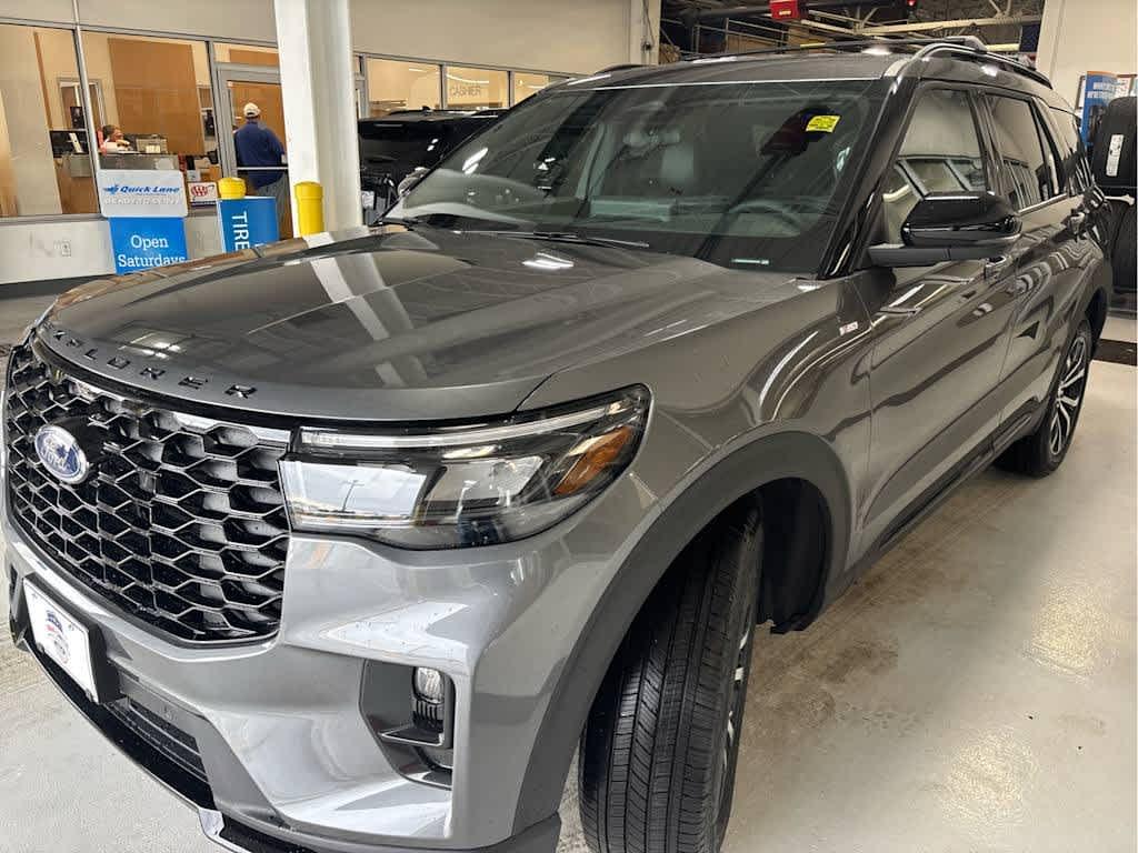 new 2025 Ford Explorer car, priced at $47,615