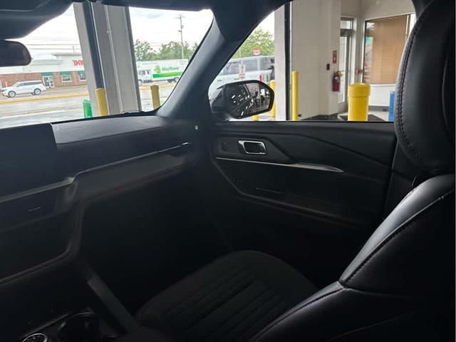 new 2025 Ford Explorer car, priced at $49,115