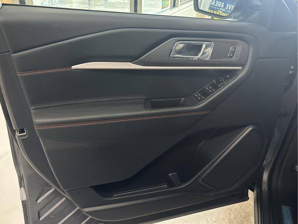 new 2025 Ford Explorer car, priced at $47,615