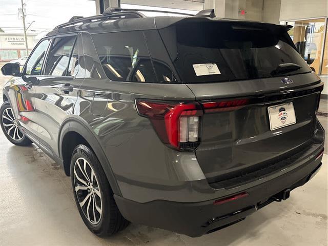 new 2025 Ford Explorer car, priced at $49,115