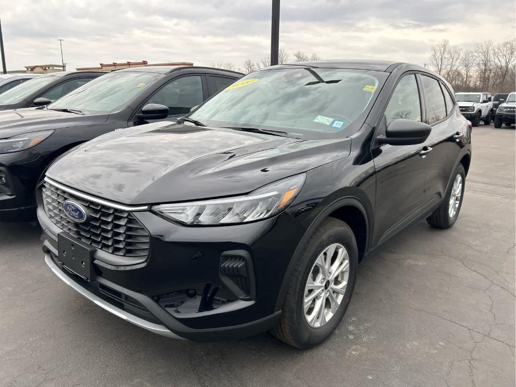 new 2025 Ford Escape car, priced at $30,599