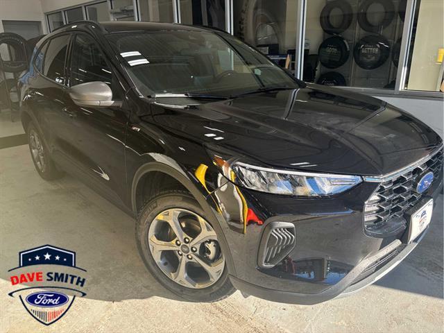 new 2025 Ford Escape car, priced at $31,090