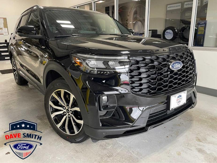 new 2025 Ford Explorer car, priced at $43,999