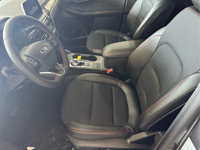 new 2025 Ford Escape car, priced at $31,090