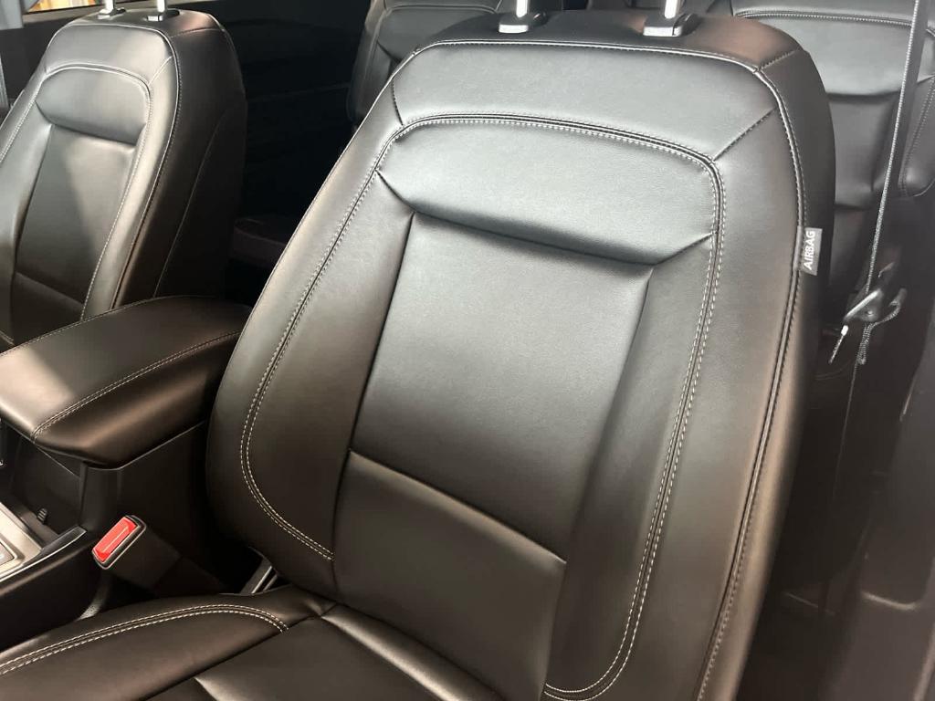 used 2022 Ford Explorer car, priced at $31,325