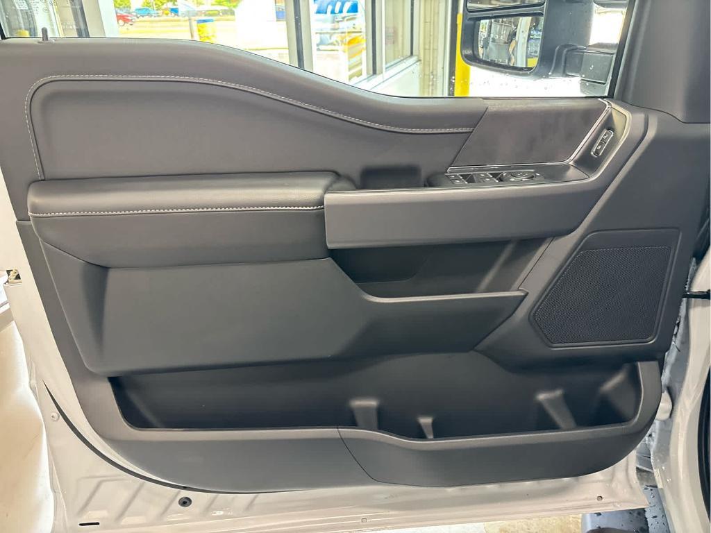new 2025 Ford F-150 car, priced at $55,396