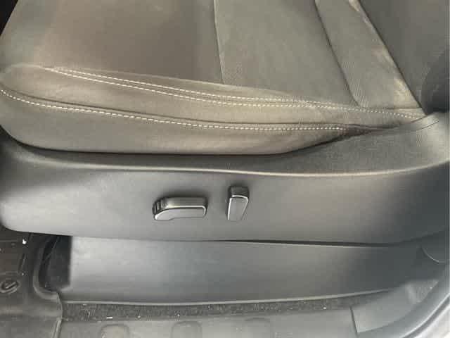 used 2022 Nissan Frontier car, priced at $27,011