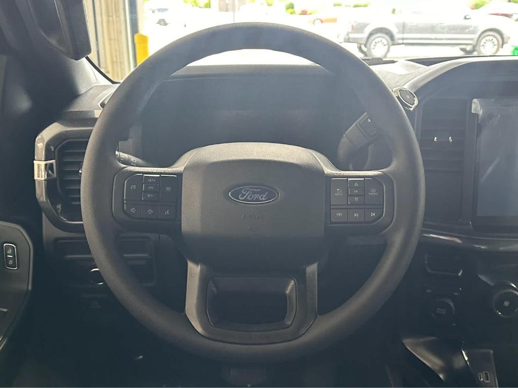 new 2025 Ford F-150 car, priced at $45,391