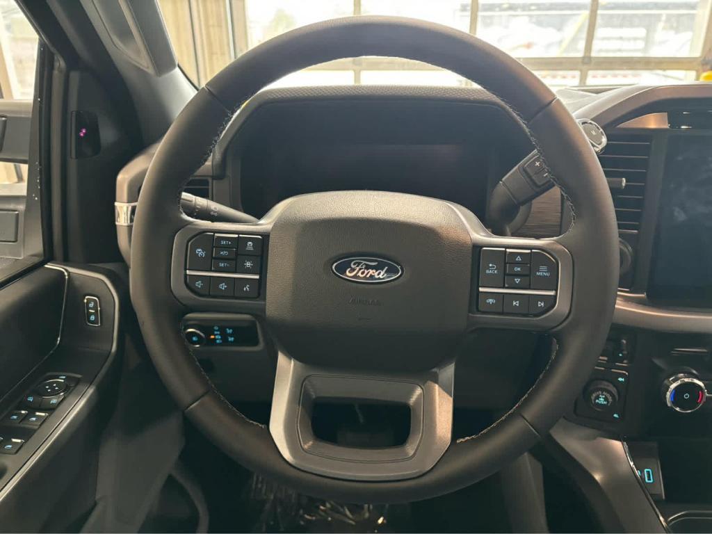 new 2024 Ford F-150 car, priced at $49,399