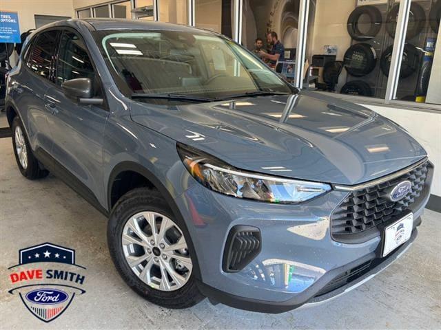 new 2025 Ford Escape car, priced at $30,245