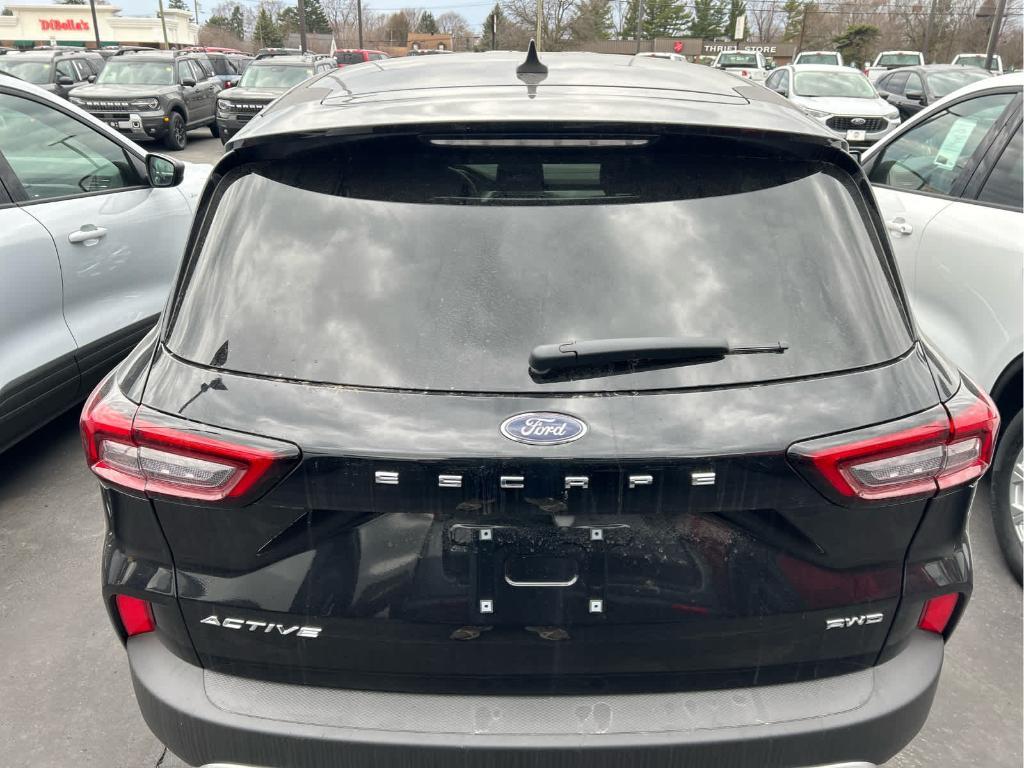 new 2025 Ford Escape car, priced at $30,689