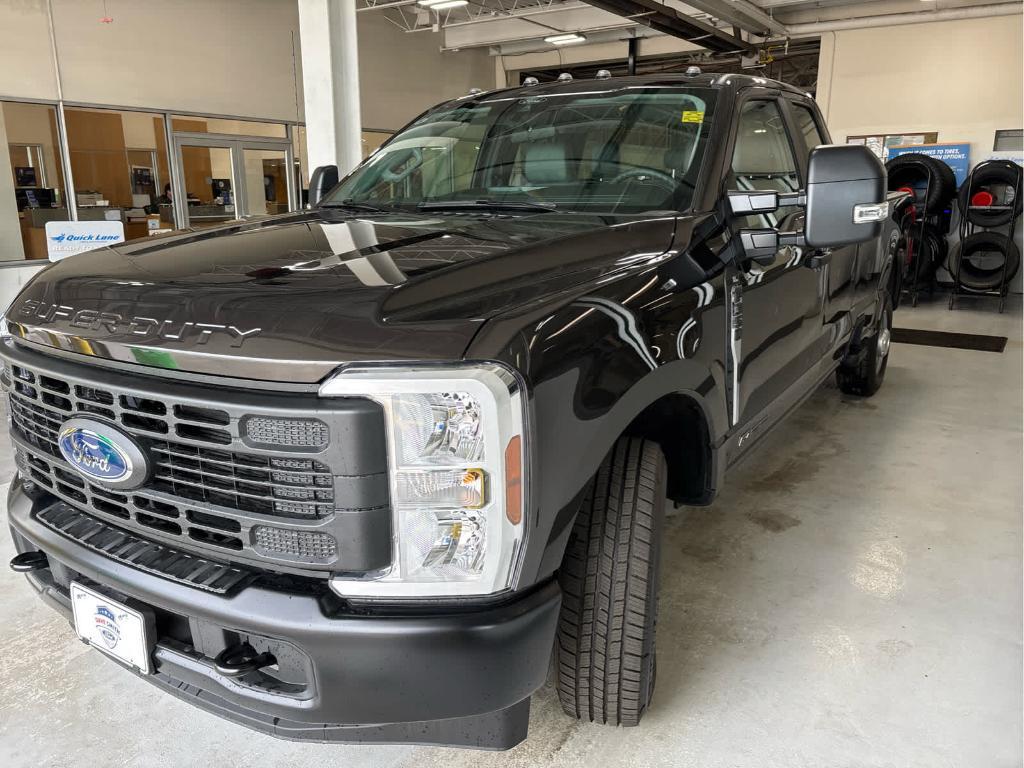 new 2024 Ford F-350 car, priced at $53,499