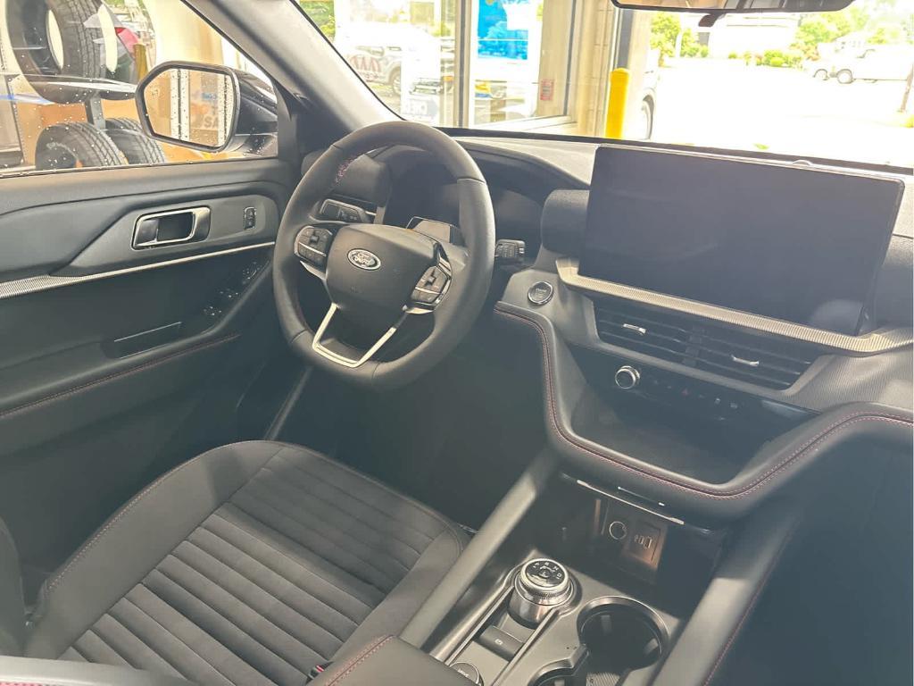 new 2025 Ford Explorer car, priced at $45,151