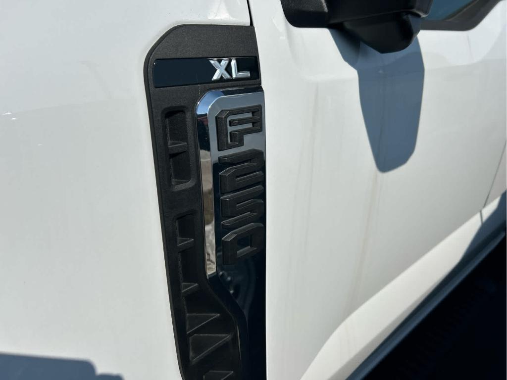 new 2024 Ford F-250 car, priced at $47,499