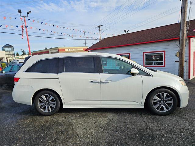 used 2014 Honda Odyssey car, priced at $10,995