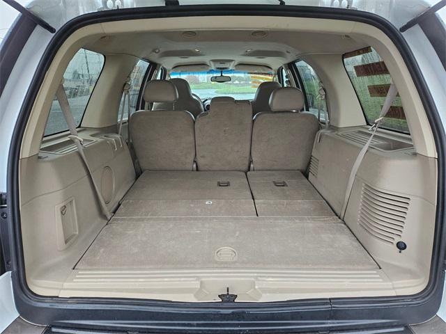 used 2004 Ford Expedition car