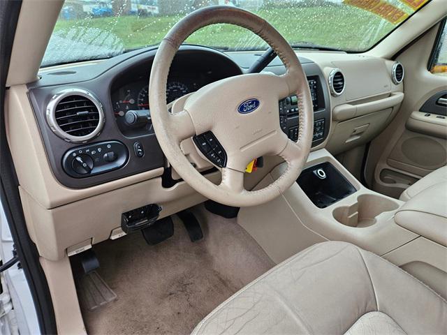 used 2004 Ford Expedition car