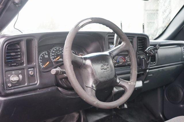 used 2000 Chevrolet Silverado 1500 car, priced at $2,995