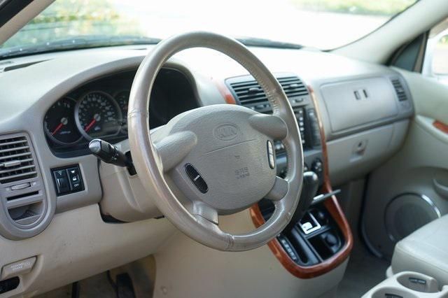 used 2005 Kia Sedona car, priced at $4,995