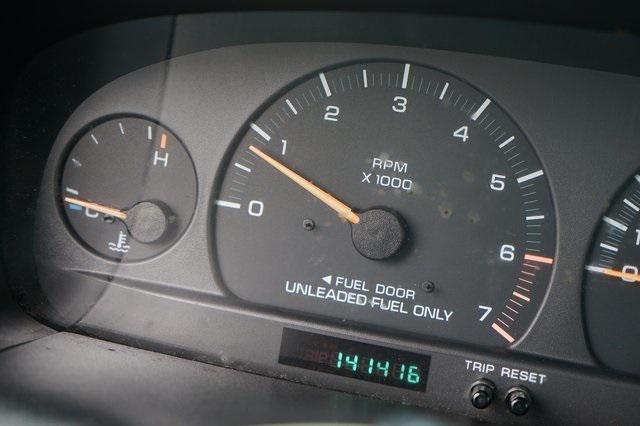 used 2000 Dodge Grand Caravan car, priced at $4,995