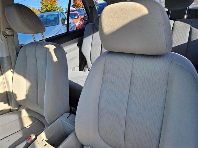 used 2007 Kia Rondo car, priced at $5,995