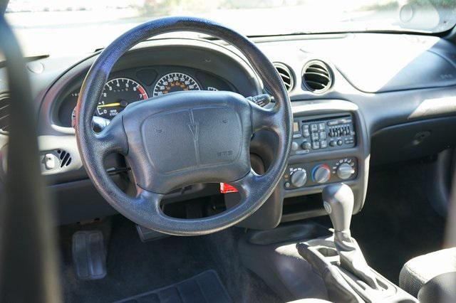 used 1998 Pontiac Grand Am car, priced at $4,995