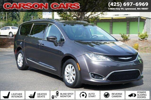 used 2017 Chrysler Pacifica car, priced at $13,777